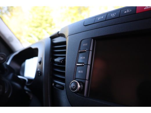 Iveco Daily 35S14V 2.3 352 H3 L-2 Navigatie, L2 H3, Trekhaak, Airco ActivLease financial lease