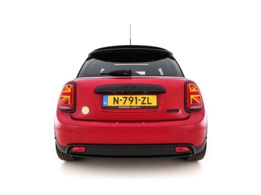 Mini Mini Electric Business Edition 33 kWh [ 3-Fase ] (INCL-BTW) Aut. *PANO | FULL-LEATHER | FULL-LED | HARMAN/KARDO... ActivLease financial lease