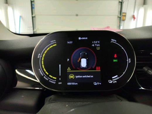 Mini Mini Electric Essential 33 kWh NL AUTO | VIRTUAL COCKPIT | CARPLAY | CRUISE | ActivLease financial lease