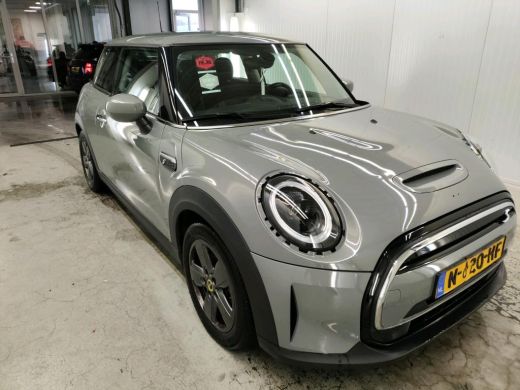 Mini Mini Electric Essential 33 kWh NL AUTO | VIRTUAL COCKPIT | CARPLAY | CRUISE | ActivLease financial lease