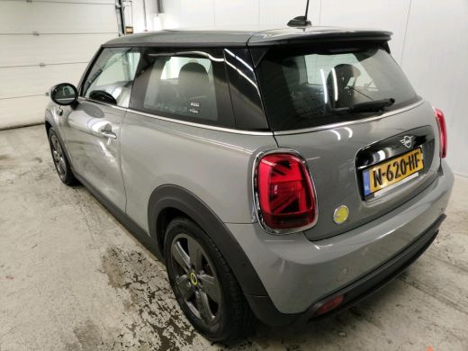 Mini Mini Electric Essential 33 kWh NL AUTO | VIRTUAL COCKPIT | CARPLAY | CRUISE | ActivLease financial lease