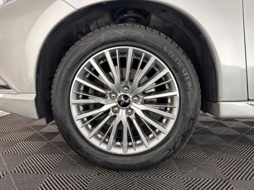 Mitsubishi Outlander 2.4 PHEV Intense AWD (INCL-BTW) *FULL-LED | LEATHER-MICROFIBRE | COMFORT-SEATS | CARPLAY | CAMERA... ActivLease financial lease