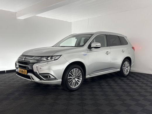 Mitsubishi Outlander 2.4 PHEV Intense AWD (INCL-BTW) *FULL-LED | LEATHER-MICROFIBRE | COMFORT-SEATS | CARPLAY | CAMERA... ActivLease financial lease