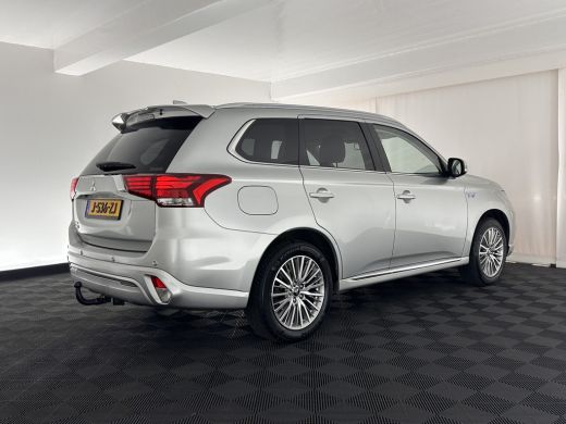 Mitsubishi Outlander 2.4 PHEV Intense AWD (INCL-BTW) *FULL-LED | LEATHER-MICROFIBRE | COMFORT-SEATS | CARPLAY | CAMERA... ActivLease financial lease