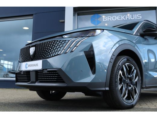 Peugeot 5008 Peugeot Allure 136-PK e-DSC6 | Panoramic navigation Pack | 360 vision & Drive Assist Pack ActivLease financial lease