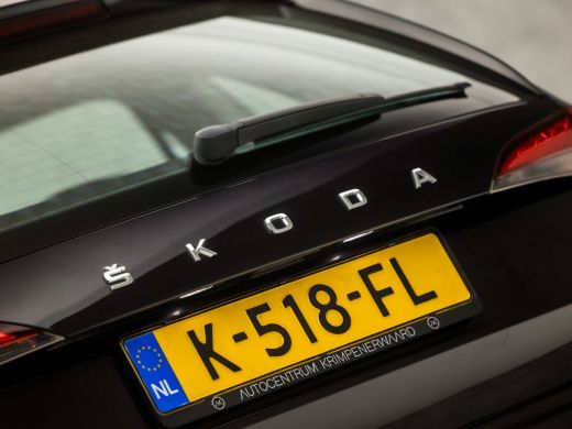 Skoda Scala 1.0 TSI Active Sport (APPLE CARPLAY, AIRCO, STOELVERWARMING, ELEK PAKKET, ARMSTEUN, SPORTSTOELEN,... ActivLease financial lease