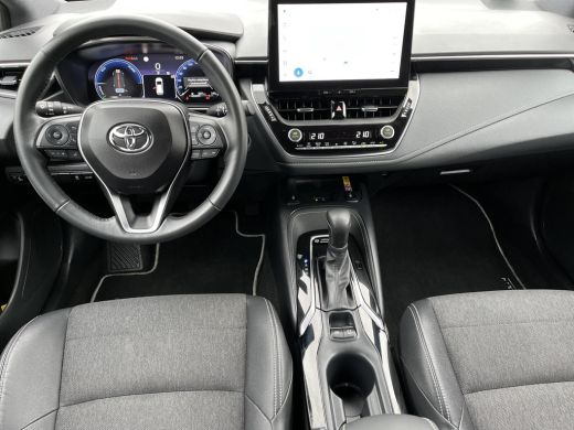 Toyota Corolla Touring Sports 1.8 Hybrid First Edition | Navigatie | Carplay | Stoelverwarming | Elektrische achterklep | ActivLease financial lease