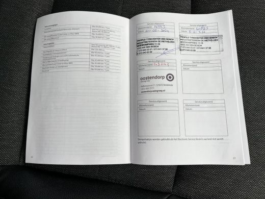 Toyota Corolla Touring Sports 1.8 Hybrid First Edition | Navigatie | Carplay | Stoelverwarming | Elektrische achterklep | ActivLease financial lease