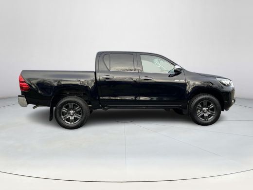 Toyota Hilux 2.4 D-4D Xtra Cab Professional Premium | BPM VRIJ | Uit voorraad leverbaar! | ActivLease financial lease