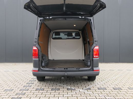 Volkswagen Transporter 2.0 TDI L1H1 Trendline | Trekhaak | Cruise Control | Achterklep | Zij-Schuifdeur | Trekhaak | Cru... ActivLease financial lease