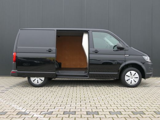 Volkswagen Transporter 2.0 TDI L1H1 Trendline | Trekhaak | Cruise Control | Achterklep | Zij-Schuifdeur | Trekhaak | Cru... ActivLease financial lease