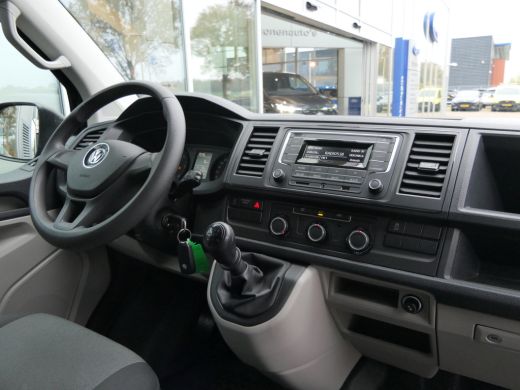 Volkswagen Transporter 2.0 TDI L1H1 Trendline | Trekhaak | Cruise Control | Achterklep | Zij-Schuifdeur | Trekhaak | Cru... ActivLease financial lease