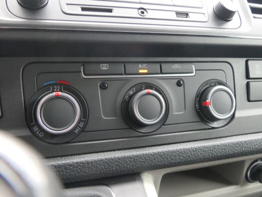 Volkswagen Transporter 2.0 TDI L1H1 Trendline | Trekhaak | Cruise Control | Achterklep | Zij-Schuifdeur | Trekhaak | Cru... ActivLease financial lease