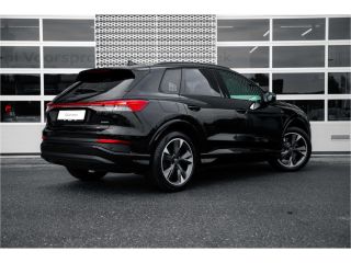 Audi Q4 e-tron Audi S edition | 3-zone airconditioning | Achterklep, automatisch bedienbaar | Achteruitrijcamera