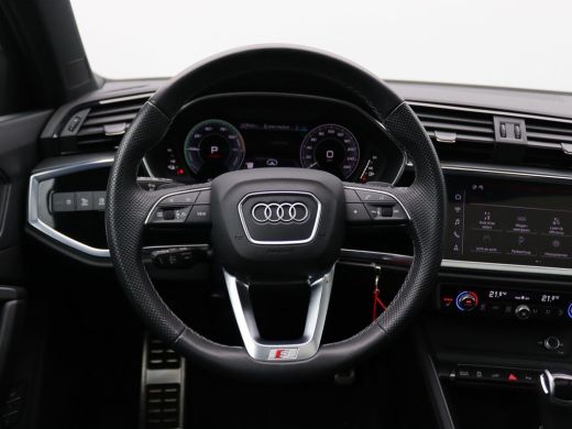 Audi Q3 Sportback 45 TFSI e S Edition 245PK S-Tronic Pano-Schuifdak, Achteruitrijcamera, Adaptieve Cruise Controle,... ActivLease financial lease