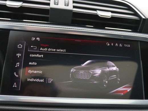 Audi Q3 Sportback 45 TFSI e S Edition 245PK S-Tronic Pano-Schuifdak, Achteruitrijcamera, Adaptieve Cruise Controle,... ActivLease financial lease