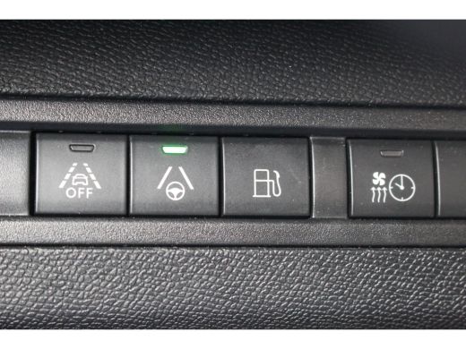 Peugeot 3008 Peugeot 1.6 225PK GT Black Pack HYbrid | Adaptieve C. | 360 Cam | Massage | Focal Audio | LMV 19"... ActivLease financial lease