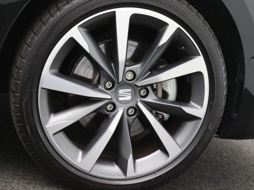 Seat Leon 1.4 TSI eHybrid PHEV FR Business Intense 204PK DSG Led koplamp, achteruitrijcamera, stuurverwarmi... ActivLease financial lease