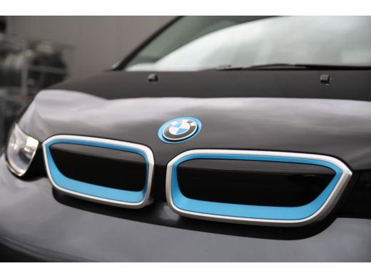 BMW i3 Executive 120Ah 42 kWh Harman Kardon/ Carplay/ W.pomp/3-Fase ActivLease financial lease
