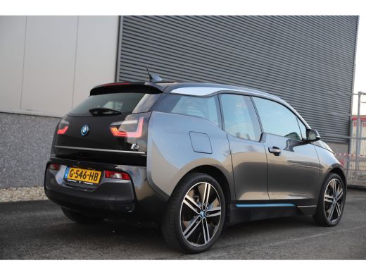 BMW i3 Executive 120Ah 42 kWh Harman Kardon/ Carplay/ W.pomp/3-Fase ActivLease financial lease
