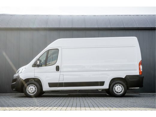 Fiat Ducato **2.3 MultiJet L2H2 | Euro 6 | 131 PK | Cruise | Climate | Navigatie** ActivLease financial lease