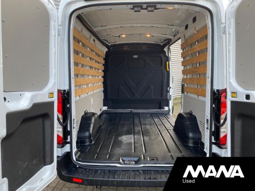 Ford Transit 2.0TDCI L2H2 Airco Sidebars Navi Sensoren Multifunctioneel stuurwiel Bluetooth ActivLease financial lease