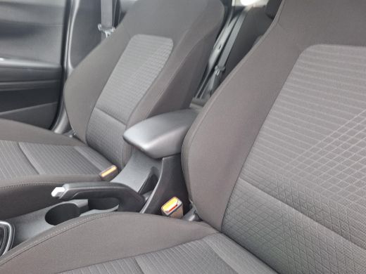 Hyundai i20 1.0 T-GDI Comfort | € 367,= Privélease ! | Kop-er-af-Voordeel! | Garantie t/m 04.2029! | Rijklaar... ActivLease financial lease