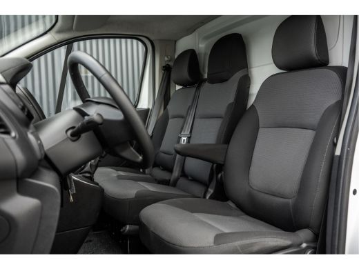 Nissan NV300 **2.0 dCi L2H1 | Euro 6 | 120 PK | Cruise | A/C | Trekhaak** ActivLease financial lease