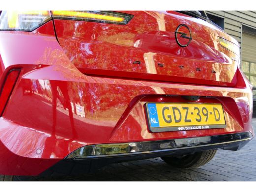 Opel Astra Opel1.6 HYBRID 180PK GS LEVEL 4 AUTOMAAT / NAVI / CLIMA / PDC / CAMERA V+A / 17" LMV / PANO.DAK /... ActivLease financial lease