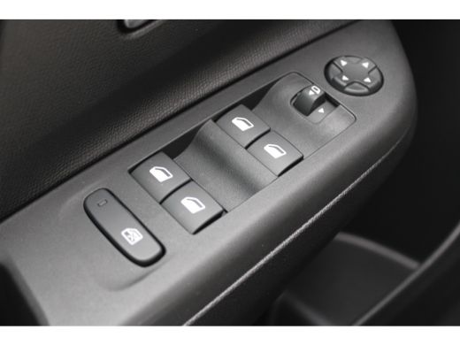 Opel Corsa 1.2 Edition CAMERA | LMV zwart | PDC | ActivLease financial lease