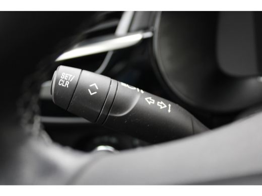 Opel Corsa Opel 1.2 Turbo 100pk Elegance / Navigatie / Draadloos telefoonlader / Parkeersensoren / Carplay /... ActivLease financial lease