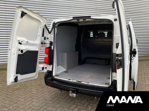 Opel Vivaro 2.0 CDTI Automaat L3H1 DC Edition Airco Navi Camera Sensoren Trekhaak CruiseControl Bluetooth Bij... ActivLease financial lease