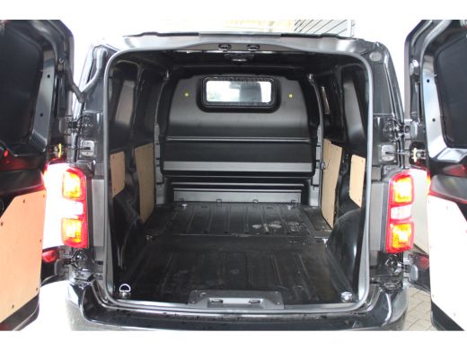 Opel Vivaro 2.0 Diesel 180 S&S L2 | Bumpers in carrosseriekleur | Full-LED koplampen | Metaalkleur ActivLease financial lease