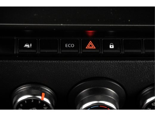 Renault Master 2.3 dCi L2H2 | Euro 6 | 136 PK | Cruise | Airco | Navigatie | LED ActivLease financial lease