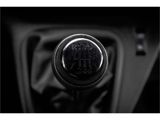 Renault Master 2.3 dCi L2H2 | Euro 6 | 136 PK | Cruise | Airco | Navigatie | LED ActivLease financial lease