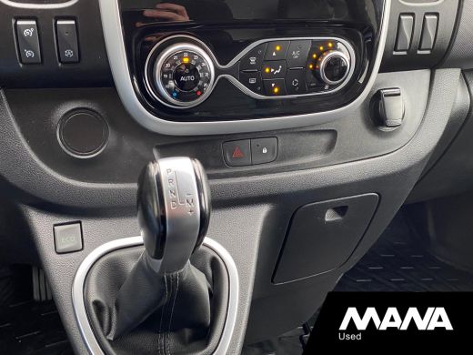Renault Trafic 2.0 dCi 145PK T29 L2H1 LED LM velgen 2X schuif Sidesteps Trekhaak Sensoren Navi Car-Play Bluetooth ActivLease financial lease