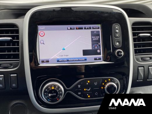 Renault Trafic 2.0 dCi 145PK T29 L2H1 LED LM velgen 2X schuif Sidesteps Trekhaak Sensoren Navi Car-Play Bluetooth ActivLease financial lease