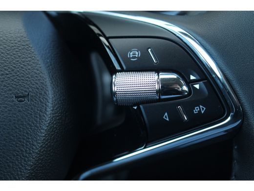 Skoda Superb Combi 1.5 TSI ACT Business Edition Plus | Memory St. | ACC | Camera | Trekhaak | LED | PDC V&A | ... ActivLease financial lease