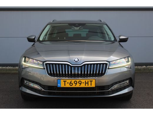 Skoda Superb Combi 1.5 TSI ACT Business Edition Plus | Memory St. | ACC | Camera | Trekhaak | LED | PDC V&A | ... ActivLease financial lease