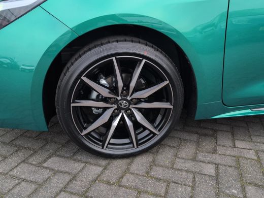Toyota Corolla Touring Sports Hybrid 140 GR Sport ActivLease financial lease