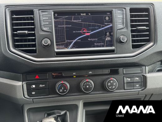 Volkswagen Crafter 30 2.0 TDI L3H3 180PK LED Automaat LM velgen Camera Sensoren ACC Massagestoel Parkeerhulp ActivLease financial lease
