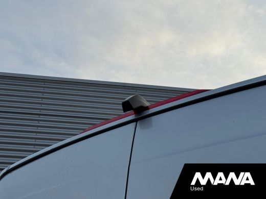 Volkswagen Crafter 30 2.0 TDI L3H3 180PK LED Automaat LM velgen Camera Sensoren ACC Massagestoel Parkeerhulp ActivLease financial lease