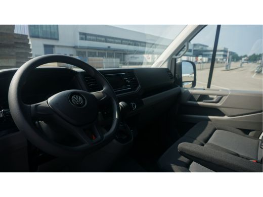 Volkswagen Crafter 30 2.0 TDI L3H3 Trendline 30 2.0 TDI 140PK Aut, L3H3 Trendline, Bijrijdersbank, App Connect, Acht... ActivLease financial lease