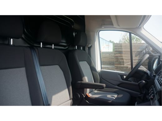 Volkswagen Crafter 30 2.0 TDI L3H3 Trendline 30 2.0 TDI 140PK Aut, L3H3 Trendline, Bijrijdersbank, App Connect, Acht... ActivLease financial lease