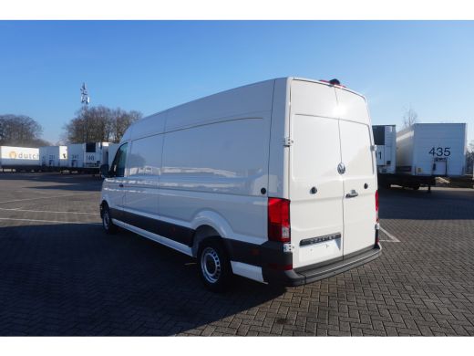 Volkswagen Crafter 35 2.0 TDI L4H3 Highline 35 2.0 TDI L4H3 Highline 140 pk Aut., Airco, Vierseizoensbanden, Navigat... ActivLease financial lease