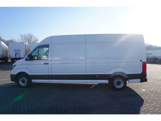 Volkswagen Crafter 35 2.0 TDI L4H3 Highline 35 2.0 TDI L4H3 Highline 140 pk Aut., Airco, Vierseizoensbanden, Navigat... ActivLease financial lease