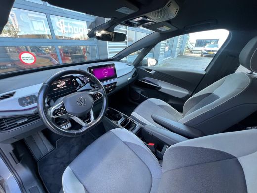 Volkswagen ID.3 204 pk First Plus 58 kWh | Achteruitrijcamera | Navigatie | Stoelverwarming | ActivLease financial lease