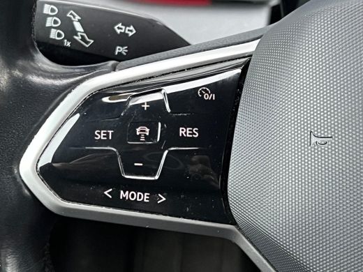 Volkswagen ID.3 204 pk First Plus 58 kWh | Achteruitrijcamera | Navigatie | Stoelverwarming | ActivLease financial lease