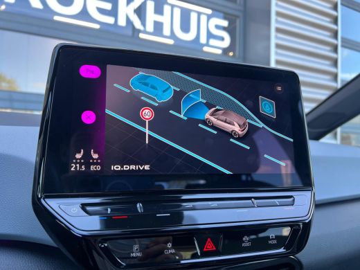 Volkswagen ID.3 204 pk First Plus 58 kWh | Achteruitrijcamera | Navigatie | Stoelverwarming | ActivLease financial lease