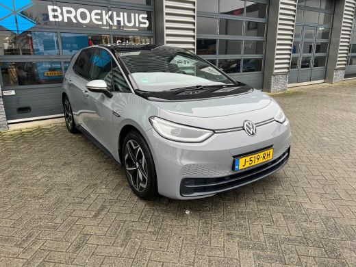 Volkswagen ID.3 204 pk First Plus 58 kWh | Achteruitrijcamera | Navigatie | Stoelverwarming | ActivLease financial lease